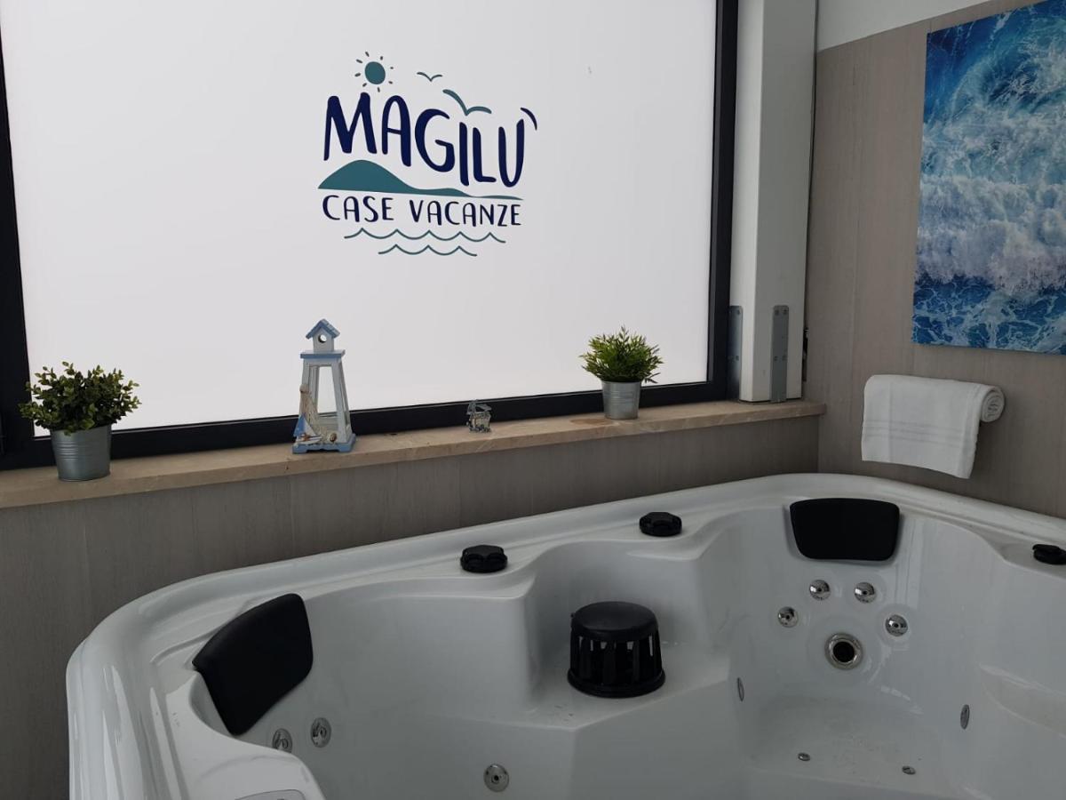 Magilu Case Con Jacuzzi 카스텔라마레델골포 외부 사진