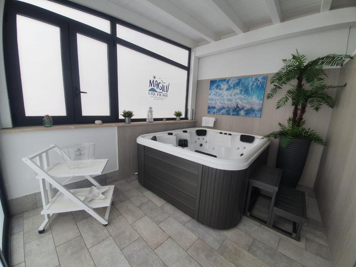 Magilu Case Con Jacuzzi 카스텔라마레델골포 외부 사진